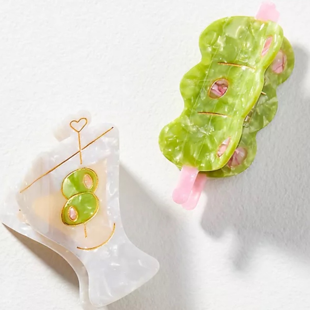 NWT ⚜️💖⚜️ Frasier Sterling Martini and Olives Hair Claw Clips Set of 2